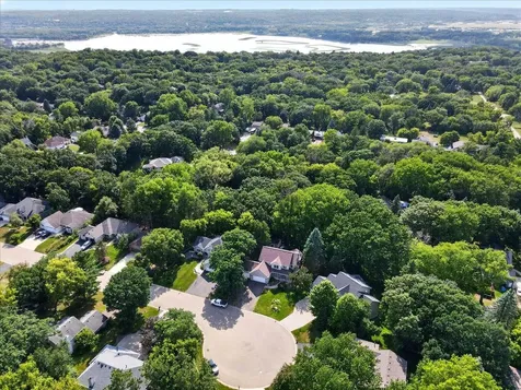 507 Dorland Road S Maplewood MN 55119
