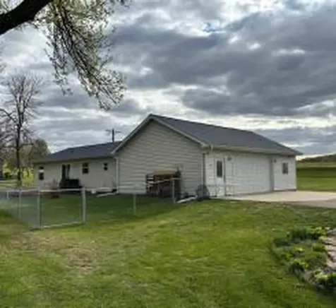 2200 Eunice Drive Albert Lea MN 56007