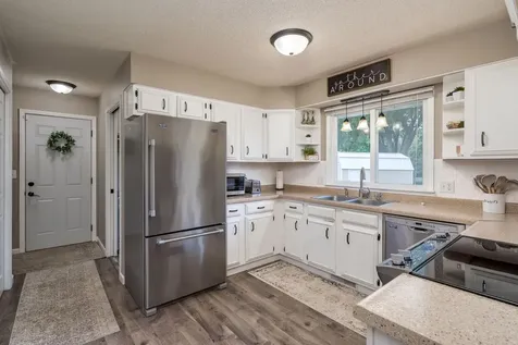 716 W River Street Waterville MN 56096