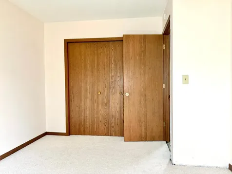 2129 49th Way E Inver Grove Heights MN 55077