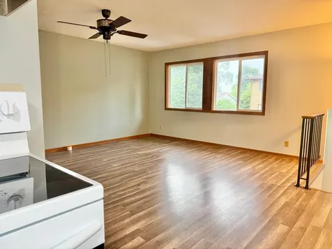 2129 49th Way E Inver Grove Heights MN 55077