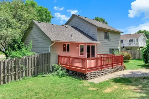 16025 Grove Trail Lakeville MN 55044