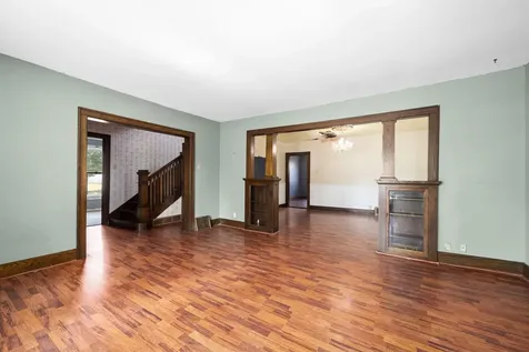 224 2nd Avenue SE Pipestone MN 56164