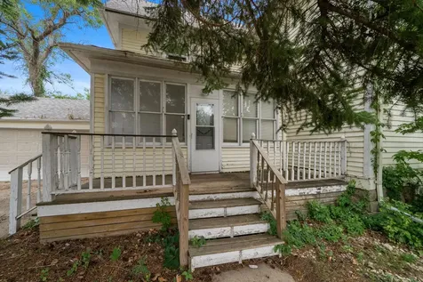 224 2nd Avenue SE Pipestone MN 56164