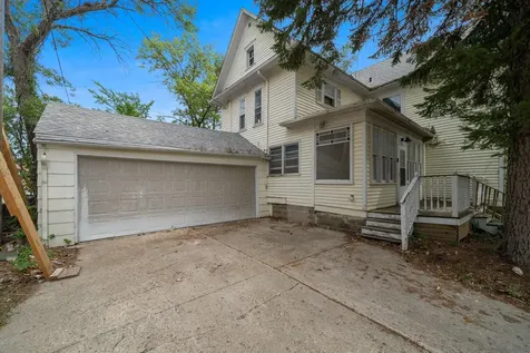 224 2nd Avenue SE Pipestone MN 56164