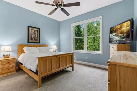 1236 Lakemoor Drive Woodbury MN 55129
