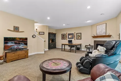 1236 Lakemoor Drive Woodbury MN 55129