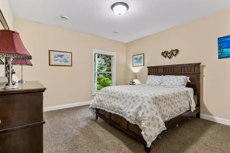 1236 Lakemoor Drive Woodbury MN 55129