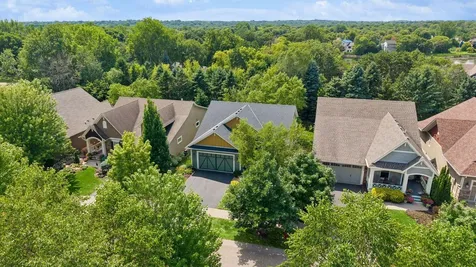 1236 Lakemoor Drive Woodbury MN 55129