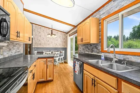 6086 Seville Road Duluth MN 55811