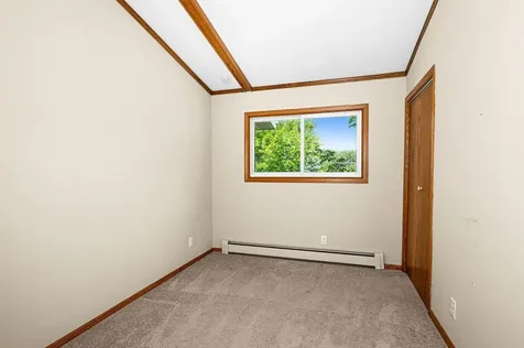 6086 Seville Road Duluth MN 55811
