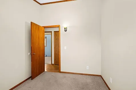 6086 Seville Road Duluth MN 55811