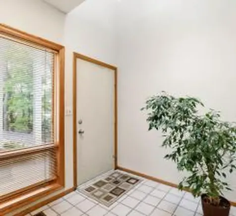 3062 Lake Shore Drive Minneapolis MN 55416
