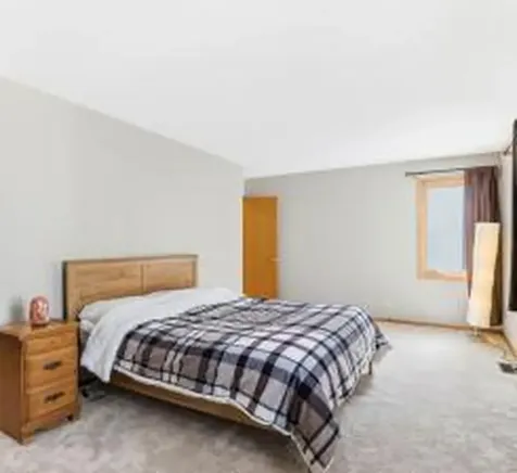 3062 Lake Shore Drive Minneapolis MN 55416