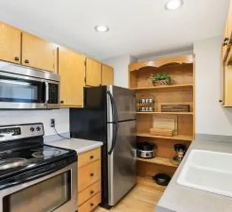 3062 Lake Shore Drive Minneapolis MN 55416