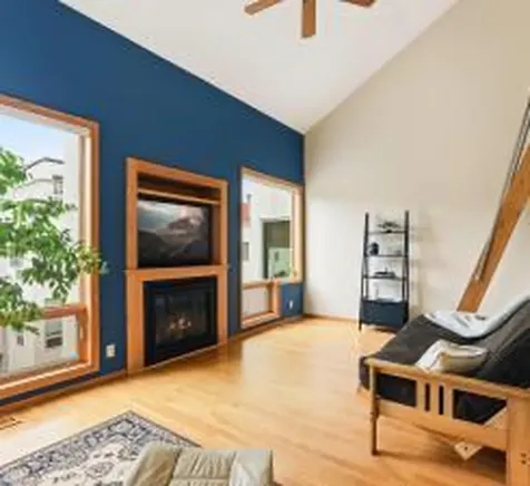 3062 Lake Shore Drive Minneapolis MN 55416