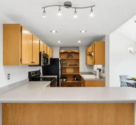 3062 Lake Shore Drive Minneapolis MN 55416