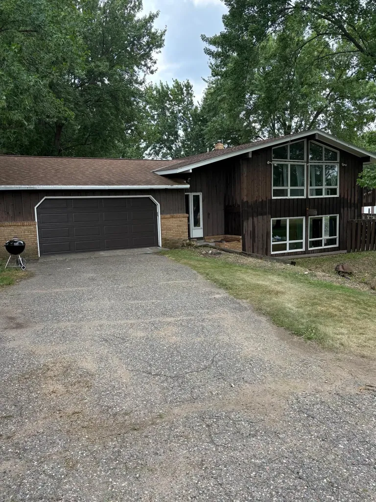 2146 15th Street NE Sauk Rapids MN 56379