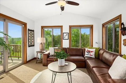 231 Hickory Street Duluth MN 55811