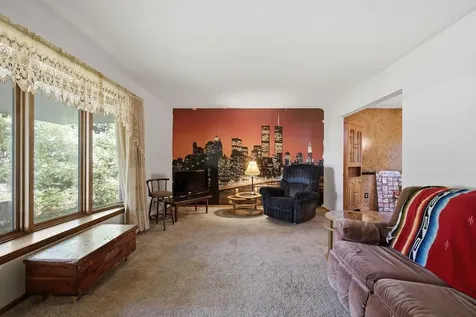 2814 Crosstown Boulevard NE Andover MN 55304