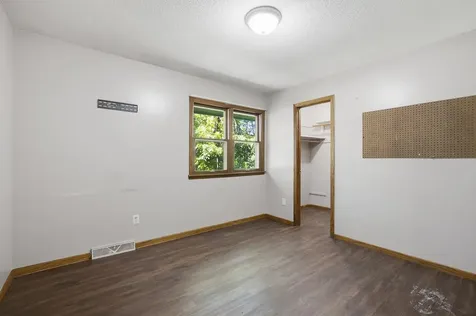 2814 Crosstown Boulevard NE Andover MN 55304