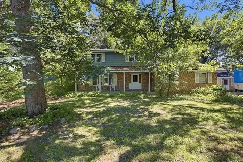 2814 Crosstown Boulevard NE Andover MN 55304