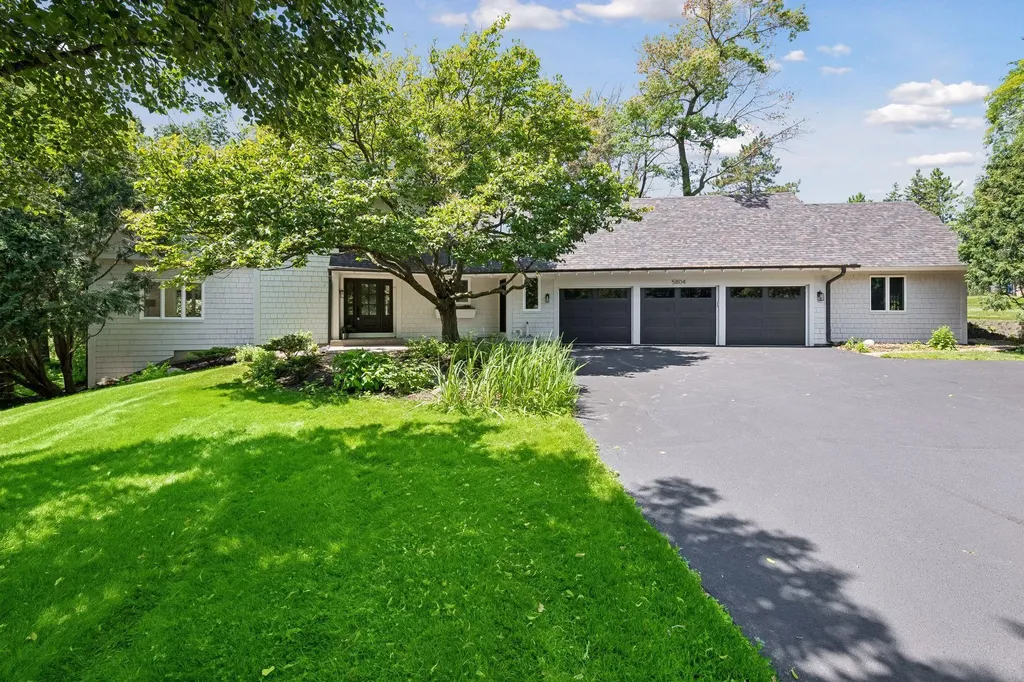 5804 Schaefer Road Edina MN 55436