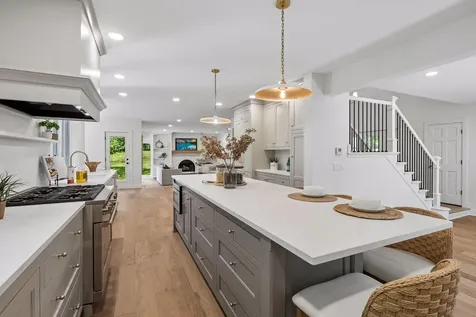 5804 Schaefer Road Edina MN 55436
