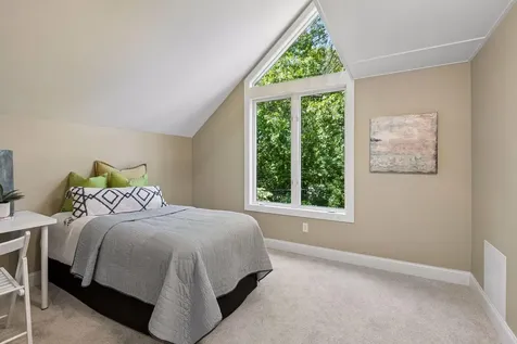 5804 Schaefer Road Edina MN 55436