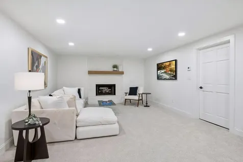 5804 Schaefer Road Edina MN 55436