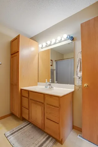 1901 41st Avenue S Moorhead MN 56560