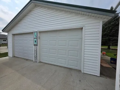 206 Pine Avenue N Canby MN 56220