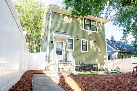 2611 James Avenue N Minneapolis MN 55411