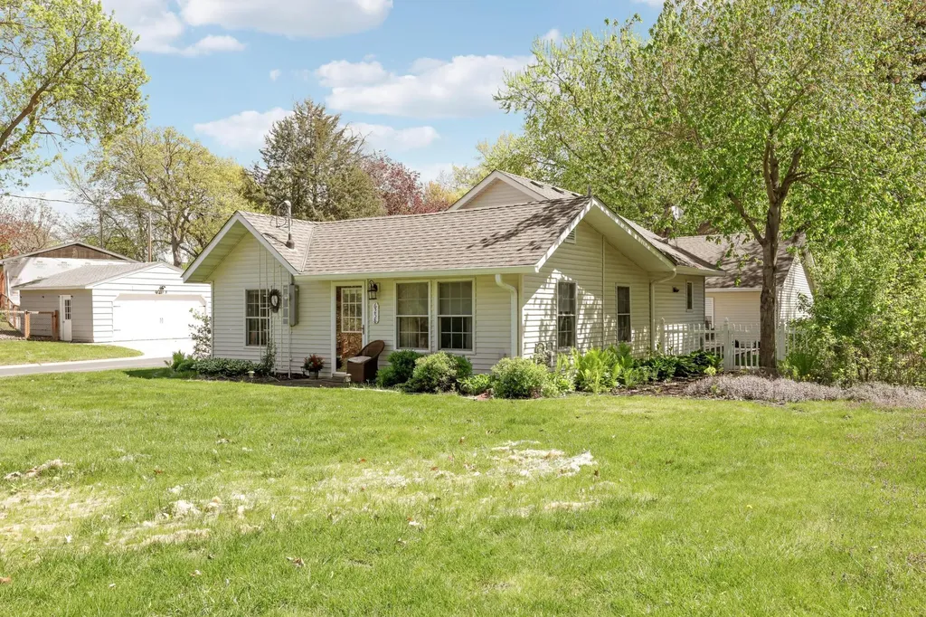 6258 Orleans Lane N Maple Grove MN 55369