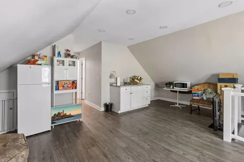 1083 Hague Avenue Saint Paul MN 55104