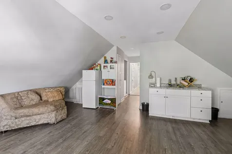 1083 Hague Avenue Saint Paul MN 55104