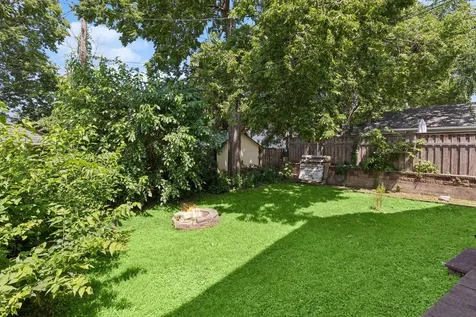 1083 Hague Avenue Saint Paul MN 55104