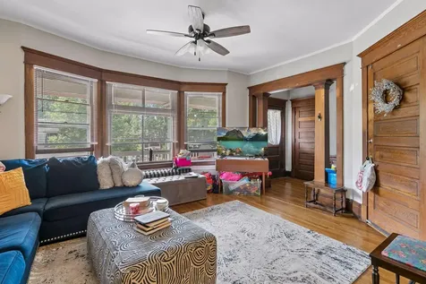 1083 Hague Avenue Saint Paul MN 55104