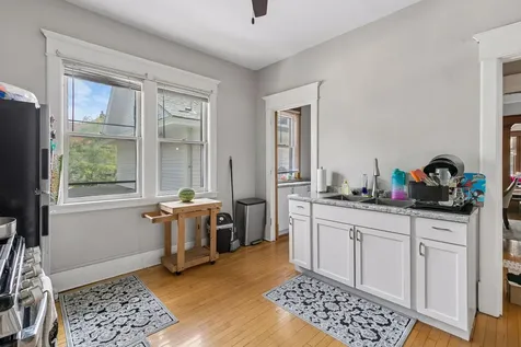 1083 Hague Avenue Saint Paul MN 55104