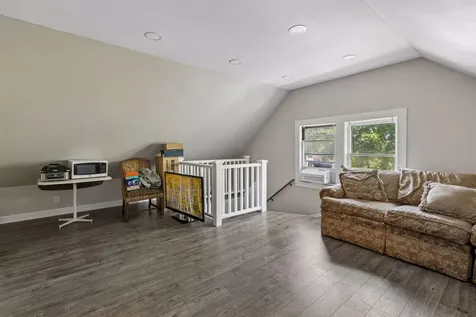 1083 Hague Avenue Saint Paul MN 55104