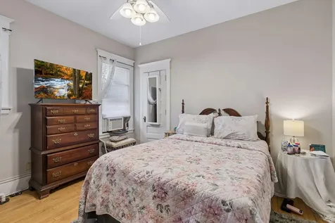1083 Hague Avenue Saint Paul MN 55104