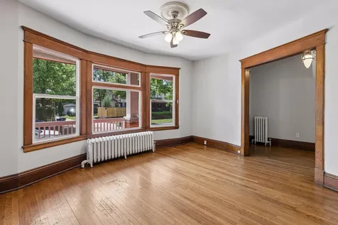 1083 Hague Avenue Saint Paul MN 55104