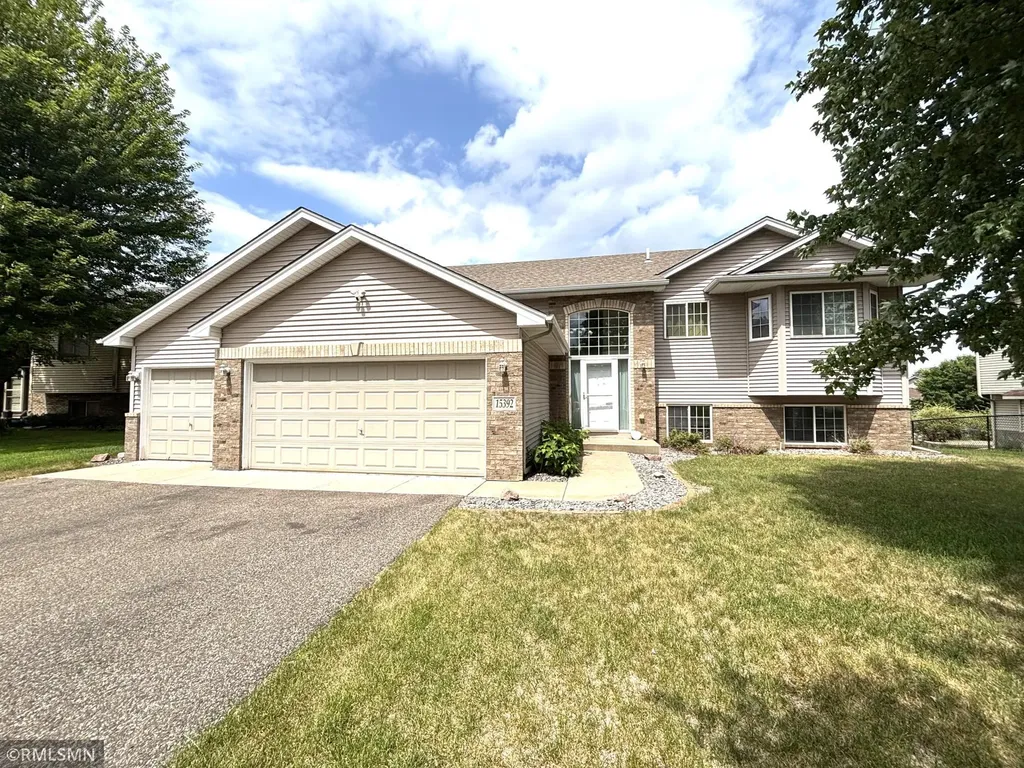 15392 Krypton Street NW Anoka MN 55303