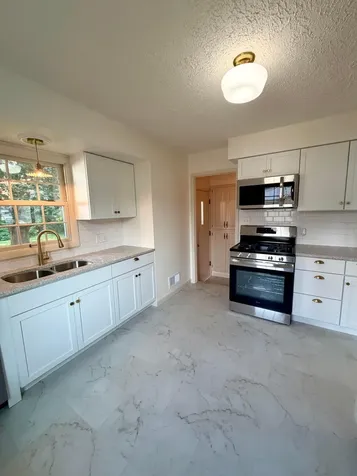 738 22nd Avenue N South Saint Paul MN 55075