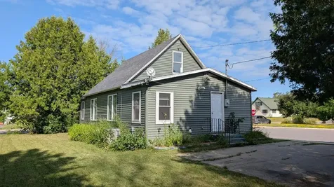102 1st Street SW Cook MN 55723
