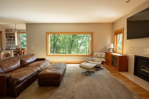 21891 Wagon Wheel Trail Lakeville MN 55044