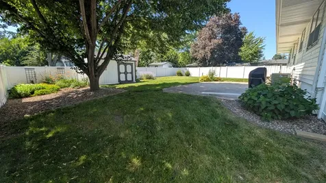 509 5th Street NE Waseca MN 56093
