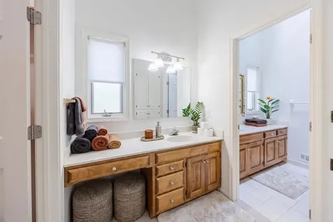 1106 Hollybrook Drive Wayzata MN 55391