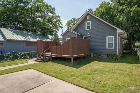 424 16th Avenue N South Saint Paul MN 55075