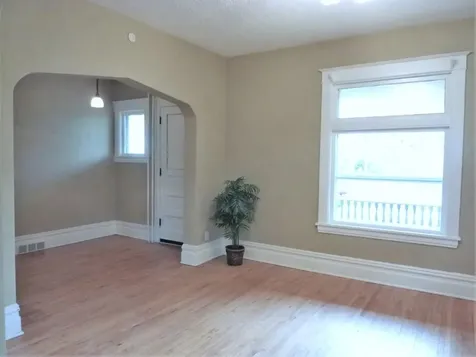 738 Magnolia Avenue E Saint Paul MN 55106